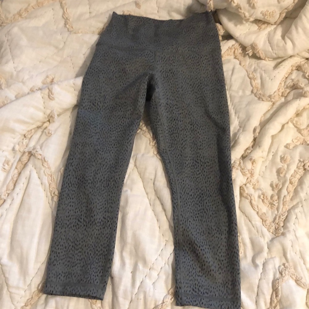 Lulu lemon yoga pants